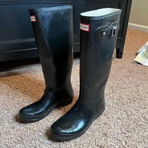 Hunter Tall Black Shiny Gloss Weatherproof Rain Boots Size 9M 10F